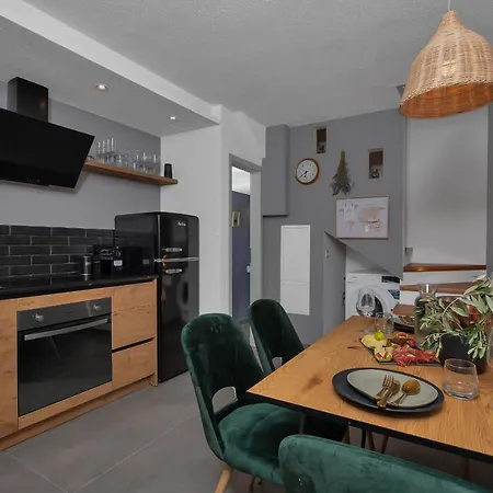 Romantic Stone House/city Center/beach! * Makarska