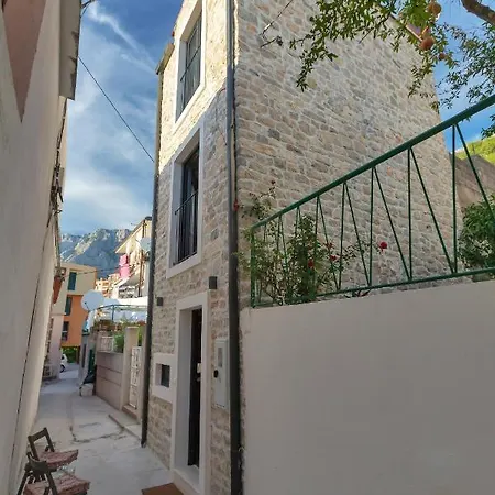 Romantic Stone House/city Center/beach! Tatil Evi *